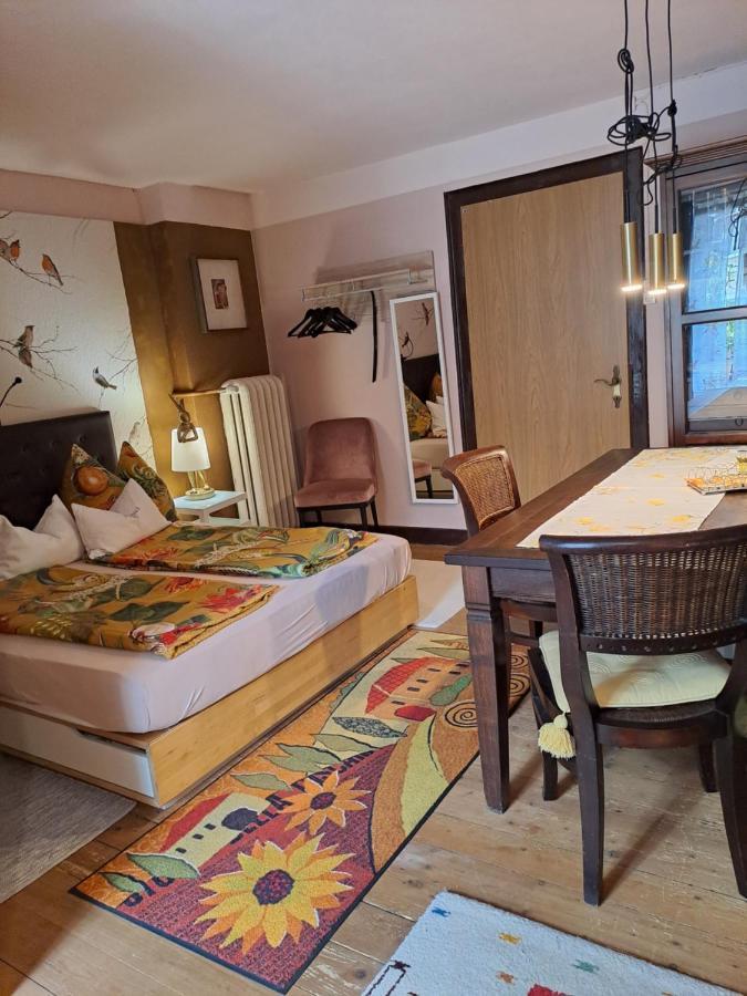 Ferienwohnung Privatzimmer im Gasthaus Engel Dornbirn Exterior foto